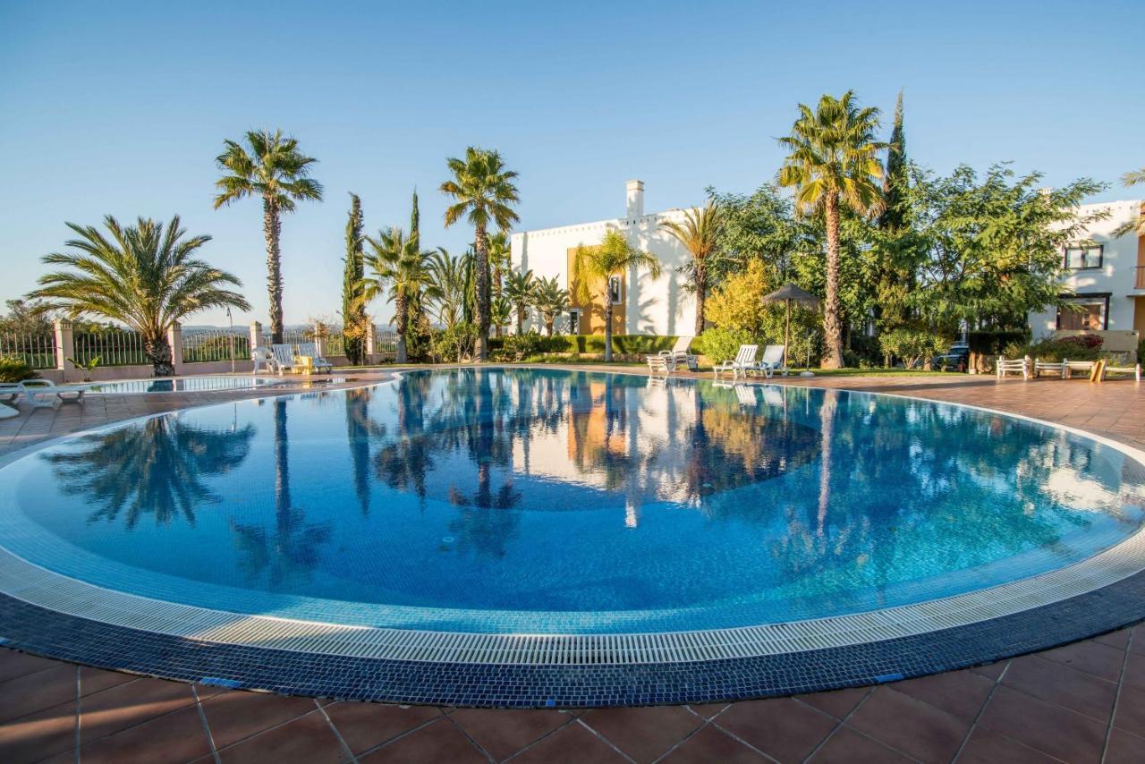 Villa Portimao Elegant House With Pool By Homing Exterior foto
